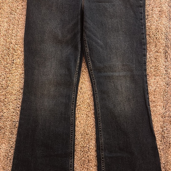 NWT Old Navy Higher high rise cropped flare jeans TALL - Picture 8 of 12